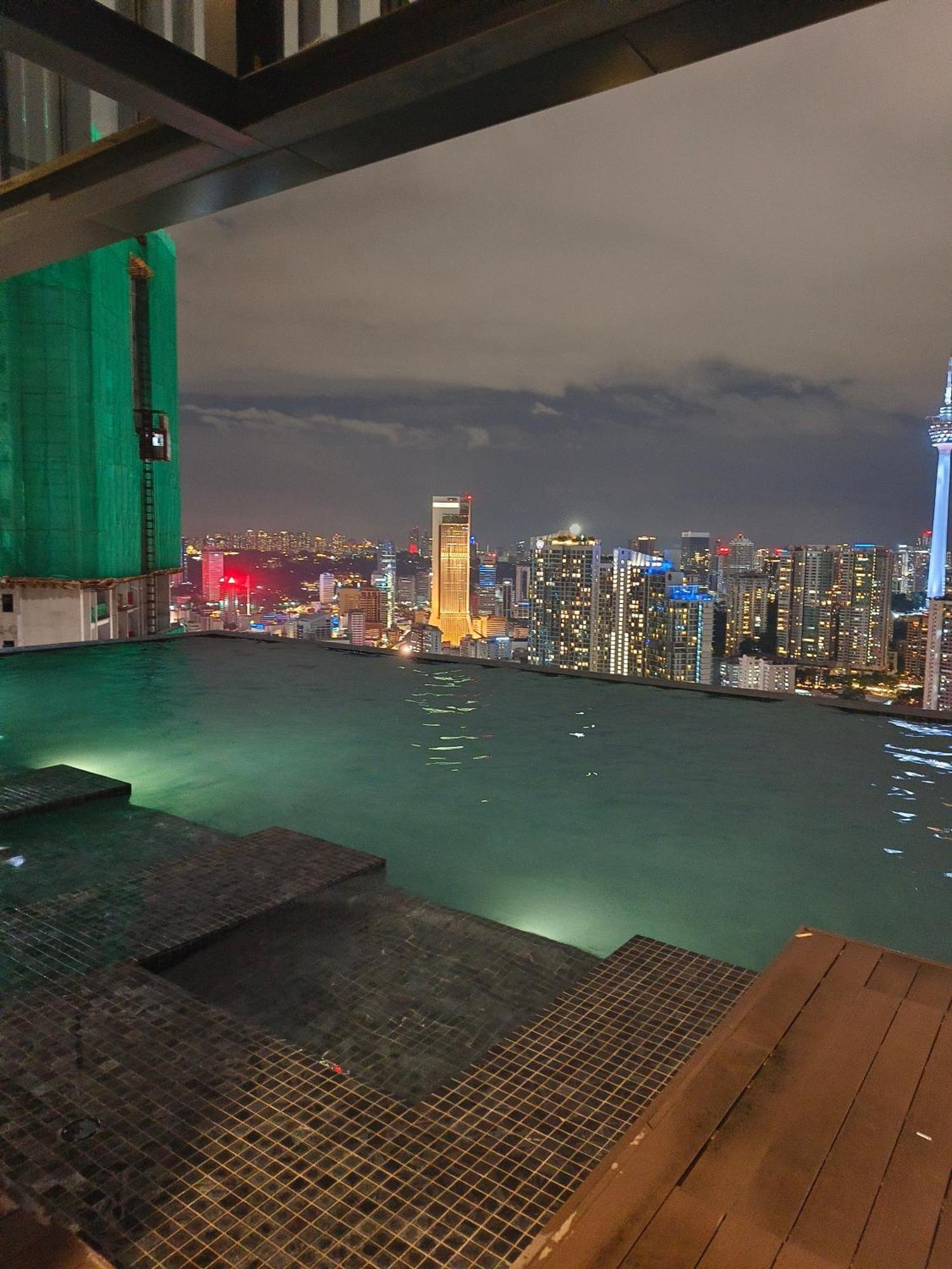 Lucentia Suites Klcc By City View Куала-Лумпур Экстерьер фото
