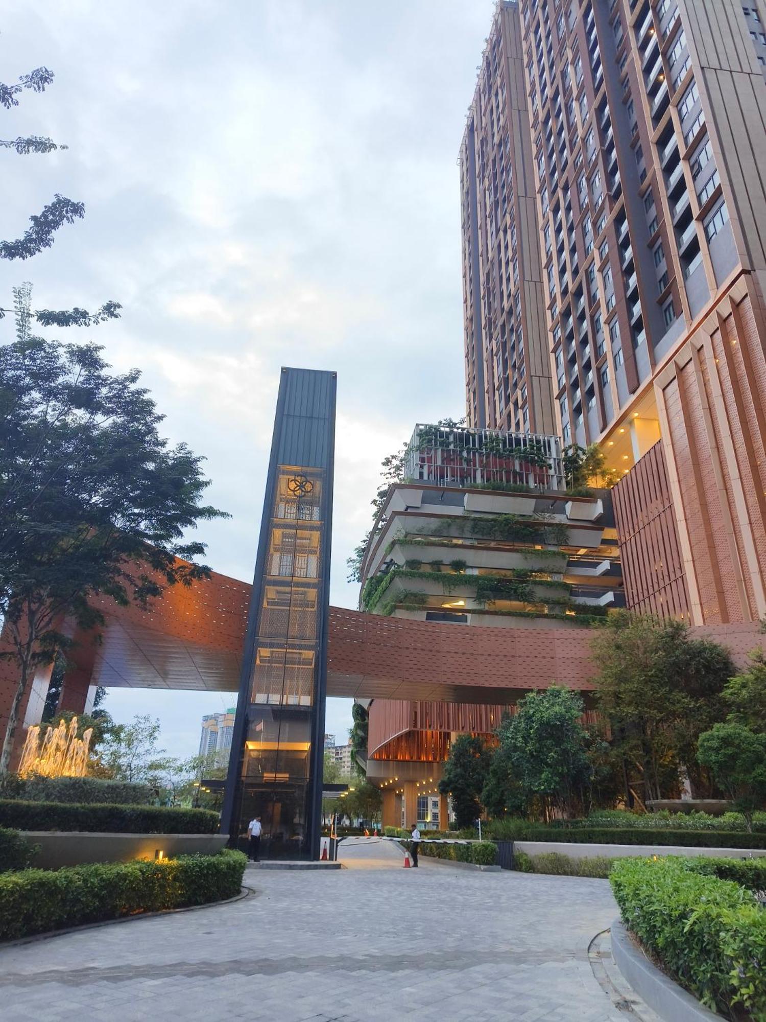 Lucentia Suites Klcc By City View Куала-Лумпур Экстерьер фото