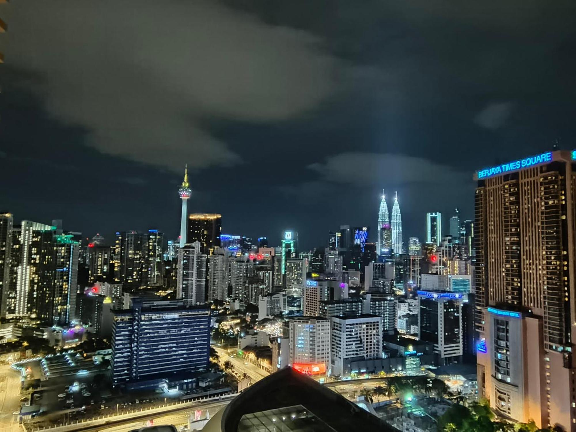 Lucentia Suites Klcc By City View Куала-Лумпур Экстерьер фото