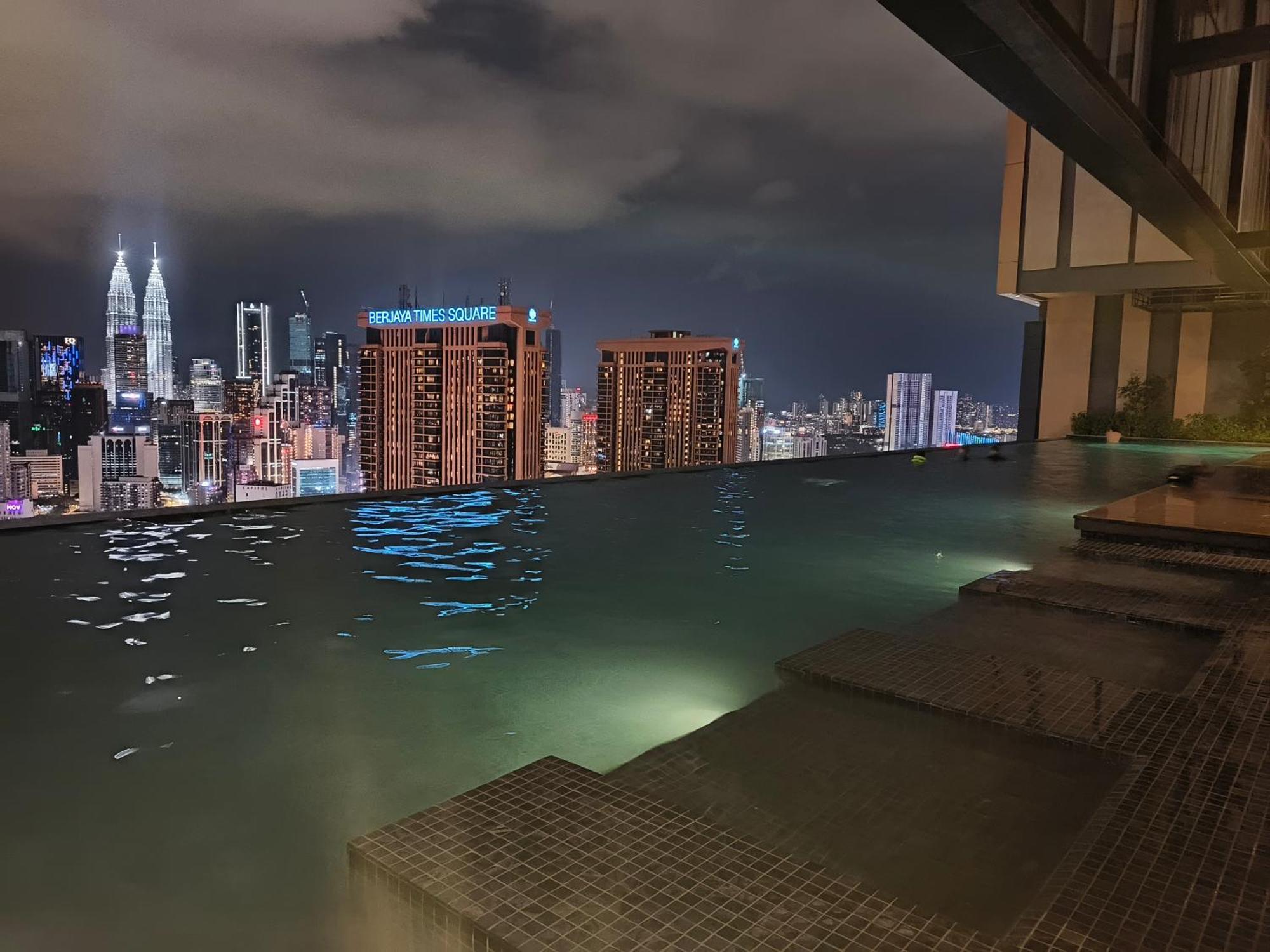 Lucentia Suites Klcc By City View Куала-Лумпур Экстерьер фото
