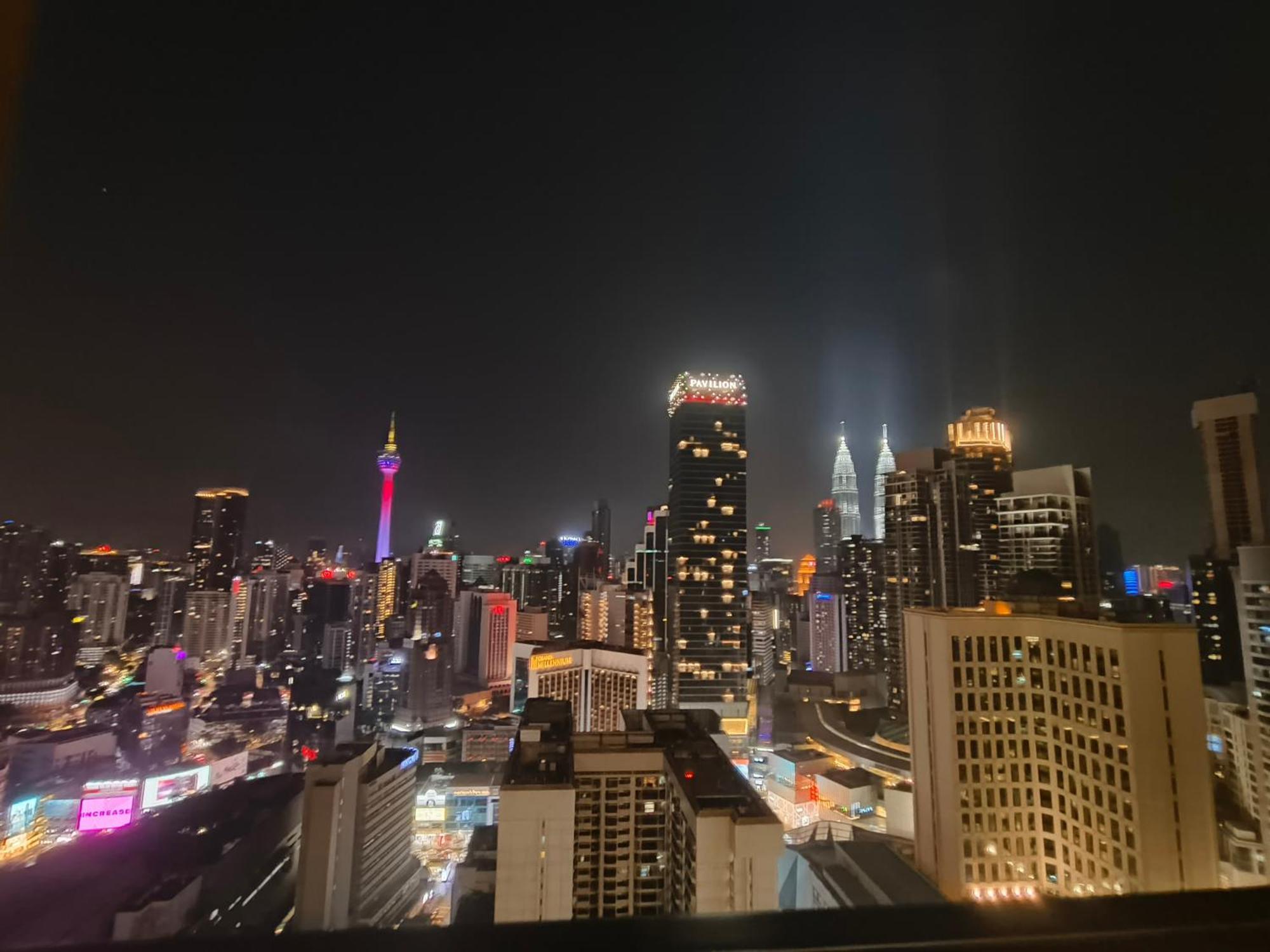 Lucentia Suites Klcc By City View Куала-Лумпур Экстерьер фото